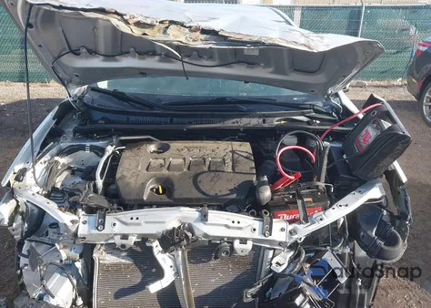 2018 Toyota Corolla Le from USA, damaged, VIN 2T1BURHE1JC001702